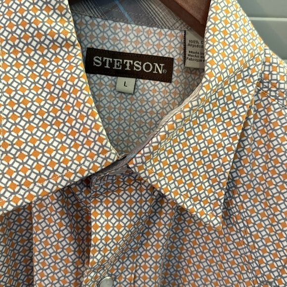 Men’s buttoned down shirt - Picture 2 of 3